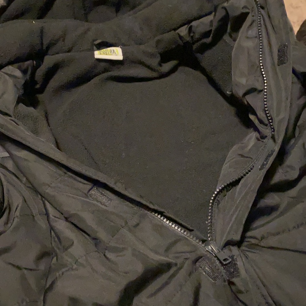 Puffer Jacket - Picture 5 of 5